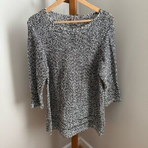 Chicos Easywear Size 2 Large Black & White Knit Long Sleeve Sweater Top